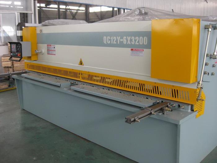 QC12K - 6 mm * 3200 Platte Schermaschine