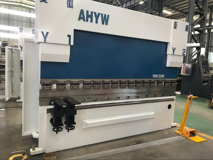 Yawei AHYW Synchro 4 Achsen CNC Abkantpressen 3m